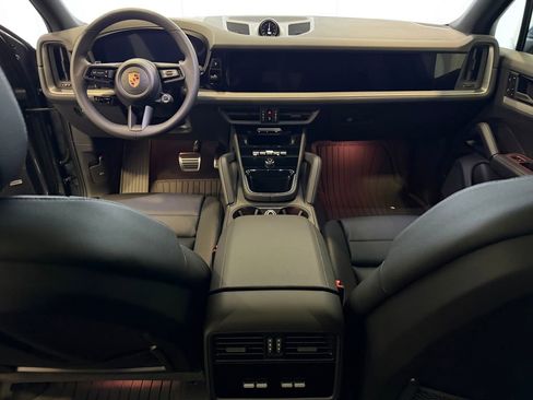 New 2026 Porsche Cayenne S AWD/4WD image 17