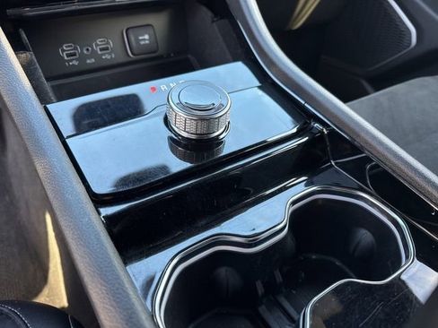 Certified 2022 Jeep Grand Cherokee Altitude image 10