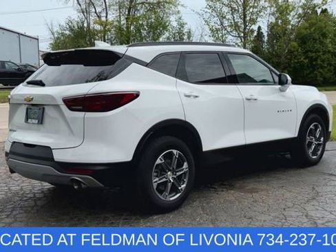 Certified 2024 Chevrolet Blazer LT w/ Convenience Package FWD image 8