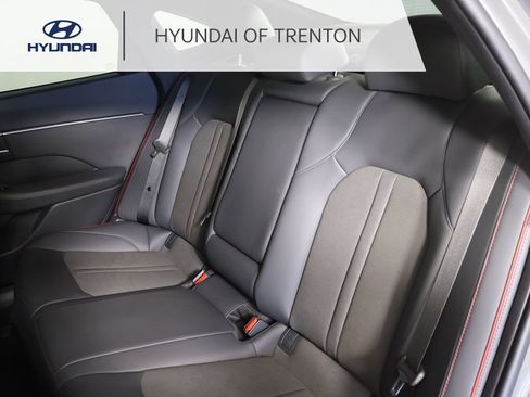 Certified 2023 Hyundai Sonata SEL Plus FWD image 32