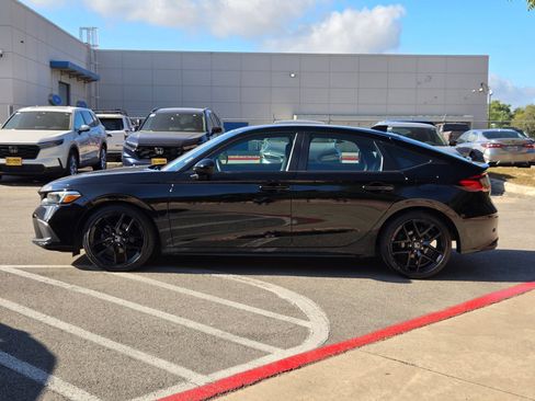 Used 2023 Honda Civic Sport image 6