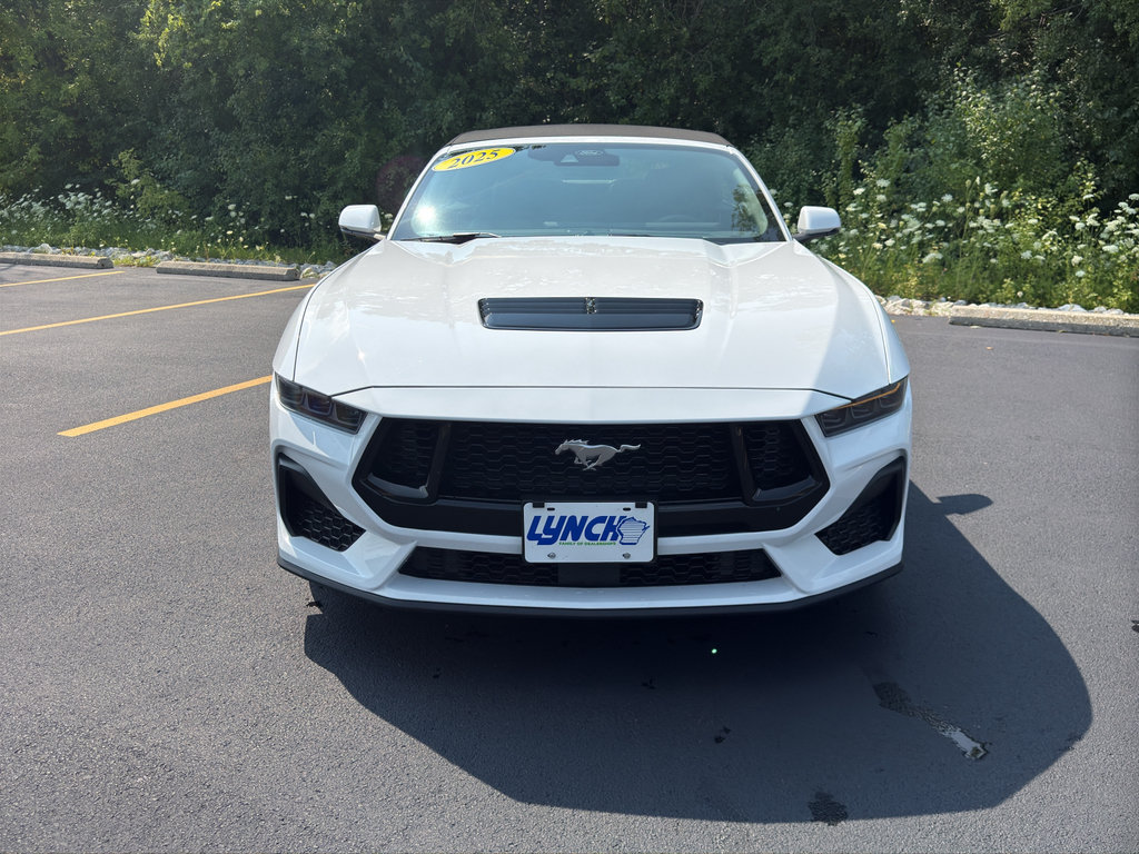 Used 2025 Ford Mustang GT Premium RWD image 2