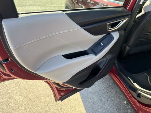 Used 2021 Subaru Forester Limited image 17