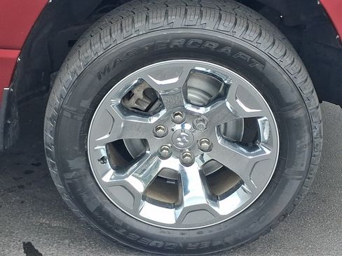 Used 2022 RAM 1500 Big Horn AWD/4WD image 8