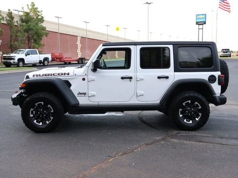 Used 2026 Jeep Wrangler Unlimited Rubicon AWD/4WD image 27