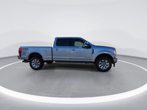 Used 2022 Ford F350 Platinum w/ FX4 Off-Road Package image 9