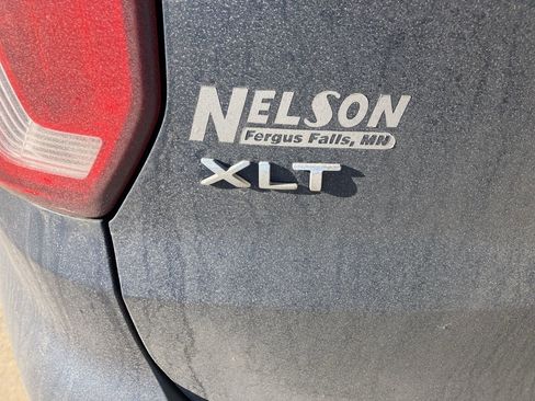 Used 2016 Ford Explorer XLT w/ Equipment Group 202A image 8