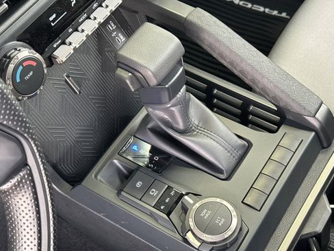 Certified 2025 Toyota Tacoma SR5 image 19