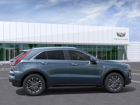 New 2025 Cadillac XT4 Premium Luxury w/ Cold Weather Package image 5