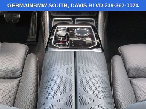 Used 2023 BMW 740i RWD image 20