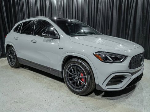 New 2026 Mercedes-Benz GLA 35 AMG 4MATIC image 3