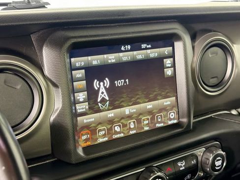 Used 2021 Jeep Wrangler Sport AWD/4WD image 15