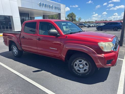 Used 2013 Toyota Tacoma 2WD Double Cab w/ SR5 Pkg image 2