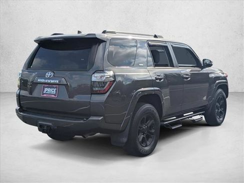 Used 2022 Toyota 4Runner SR5 Premium w/ Moonroof Package RWD image 5