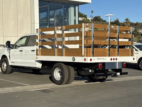 New 2025 Ford F350 XL w/ XL Chrome Package RWD image 5