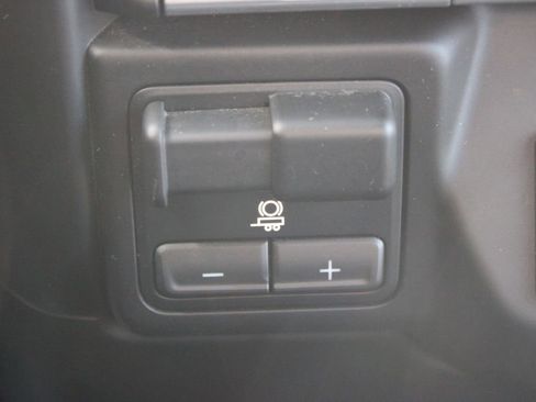 Used 2022 Chevrolet Silverado 2500 LTZ w/ Z71 Off-Road Package image 46