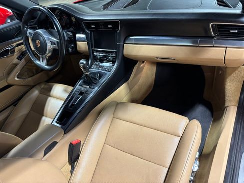 Used 2015 Porsche 911 Carrera image 32