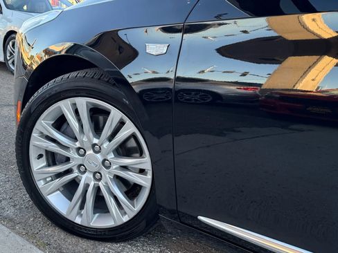 Used 2018 Cadillac XTS Luxury image 9