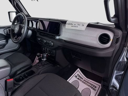 Used 2024 Jeep Wrangler Sport S AWD/4WD image 26