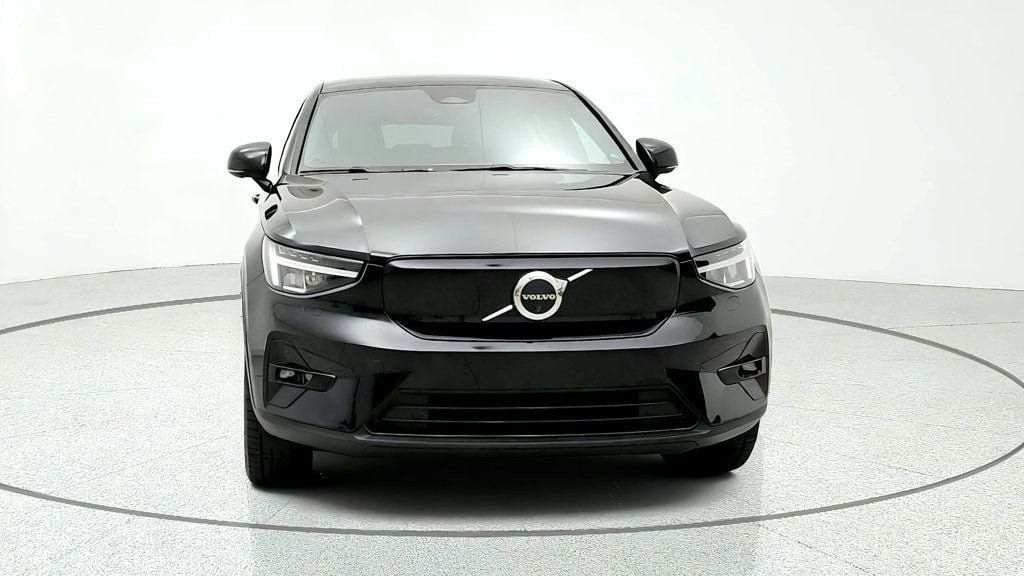 Used 2023 Volvo C40 P8 Recharge Plus w/ Climate Package AWD/4WD image 2