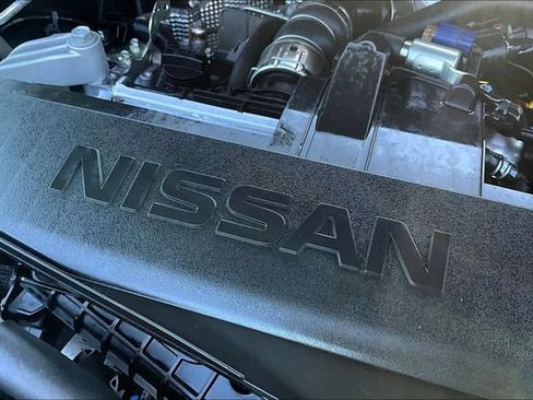 Used 2025 Nissan Rogue S FWD image 29