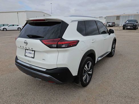 Used 2023 Nissan Rogue SL w/ SL Premium Package FWD image 8