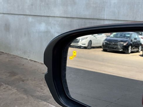 Used 2025 Honda HR-V EX-L image 20