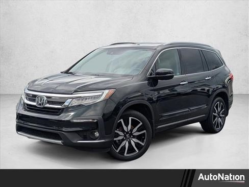 Used 2021 Honda Pilot Touring image 1