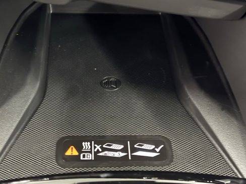 New 2026 Chevrolet Trax RS w/ Sunroof Package image 26