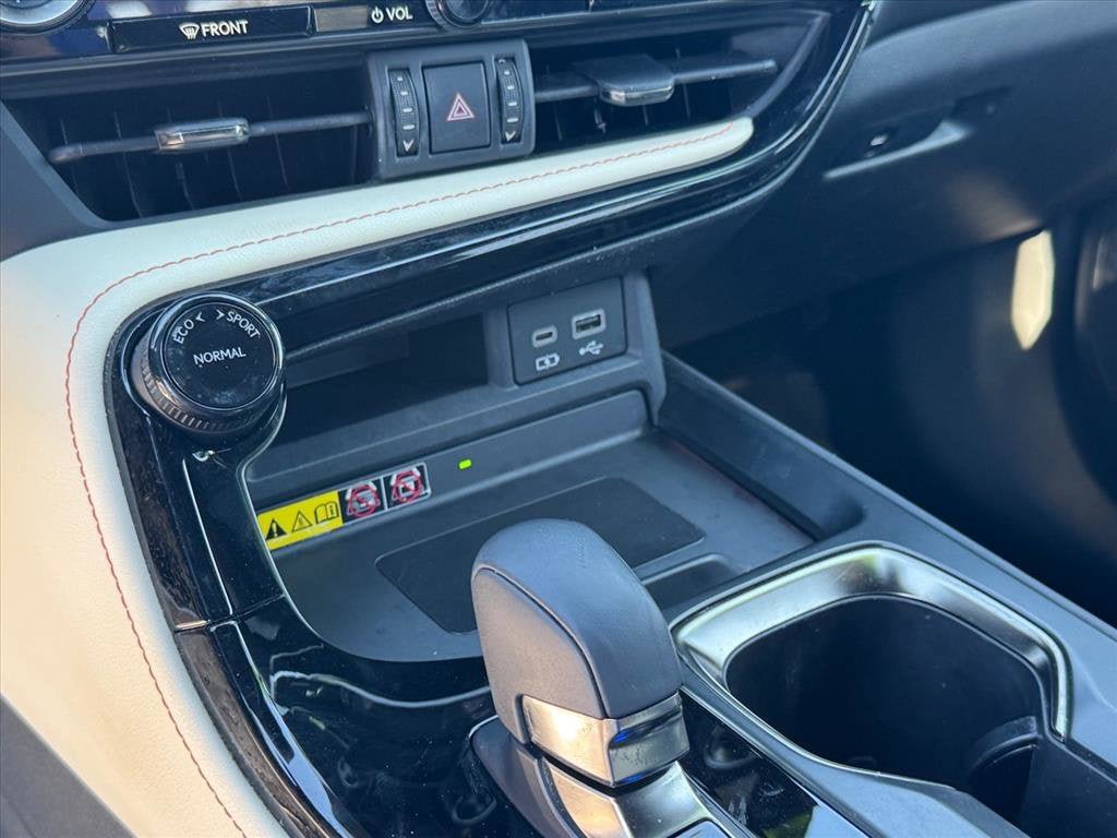Used 2023 Lexus NX 350h AWD image 28