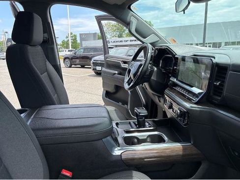 Used 2023 Chevrolet Silverado 1500 RST w/ Protection Package AWD/4WD image 30