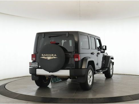 Used 2014 Jeep Wrangler Unlimited Sahara w/ Connectivity Group image 7