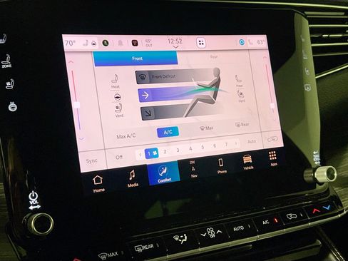 Used 2024 Jeep Wagoneer L Series II w/ Flexible Seating Group image 27