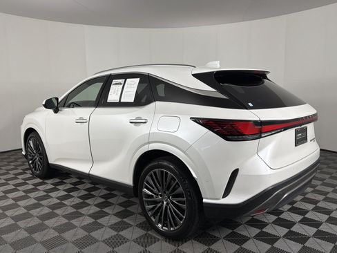 Certified 2025 Lexus RX 450h AWD w/ Convenience Package image 15