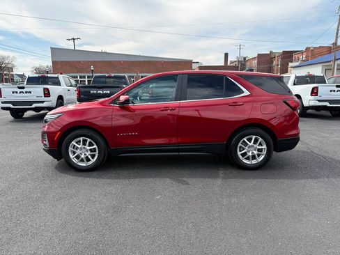Used 2024 Chevrolet Equinox LT w/ LPO, Floor Liner Package image 2