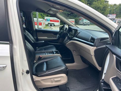 Used 2019 Honda Odyssey EX image 22