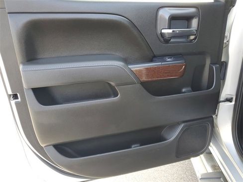 Used 2016 GMC Sierra 3500 SLE w/ SLE Preferred Package image 23