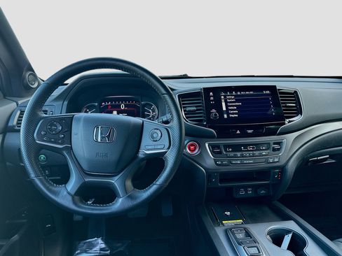 Used 2025 Honda Passport EX-L image 19