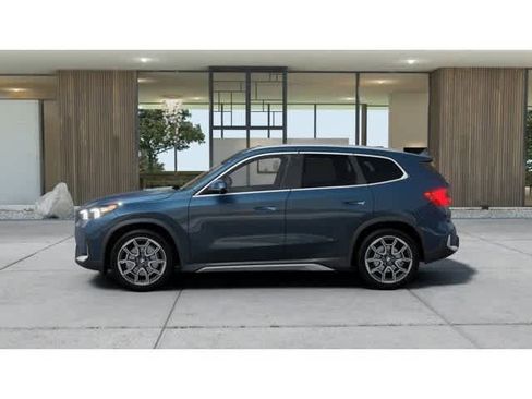 New 2026 BMW X1 xDrive28i w/ Technology Package AWD/4WD image 4