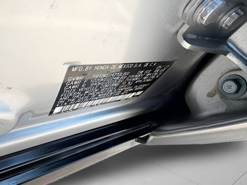 Certified 2024 Honda HR-V EX-L image 33