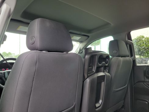 Used 2022 Chevrolet Silverado 1500 Custom RWD image 13
