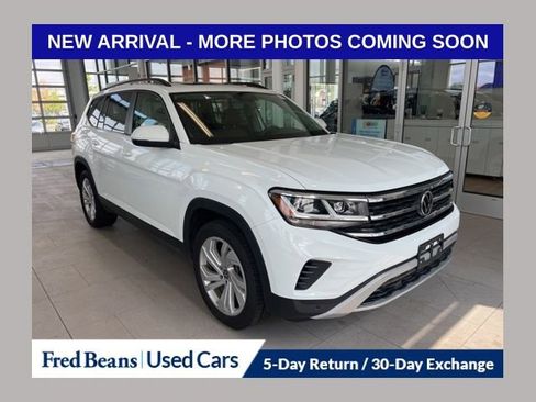 Used 2023 Volkswagen Atlas SE w/ Panoramic Sunroof Package image 1