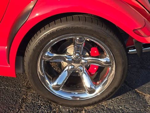 Used 2000 Plymouth Prowler RWD image 17