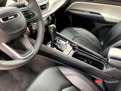 Used 2024 Jeep Compass Limited AWD/4WD image 16