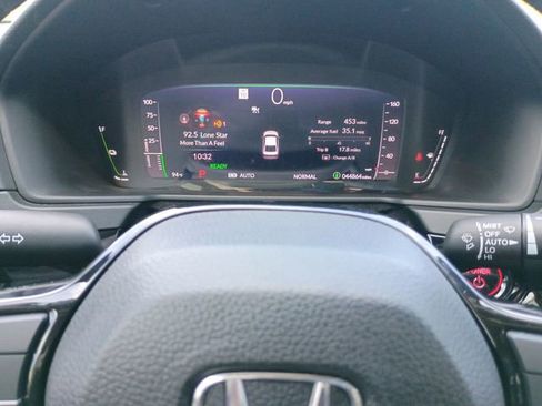Used 2024 Honda Accord Touring image 14