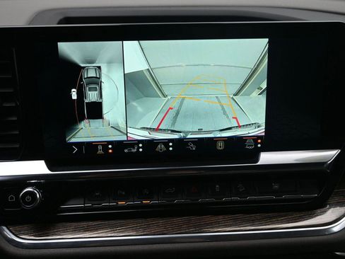 Used 2024 GMC Sierra 1500 SLE w/ Preferred Package image 29