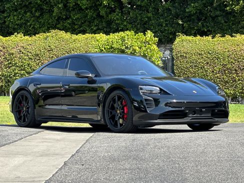 Certified 2024 Porsche Taycan GTS AWD/4WD image 10
