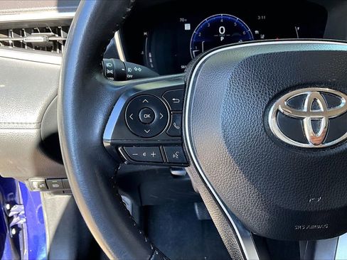 Used 2024 Toyota Corolla Cross XLE image 10