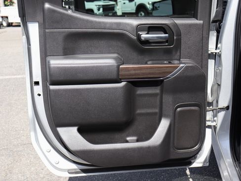 Used 2020 Chevrolet Silverado 1500 LT Trail Boss w/ Convenience Package image 28