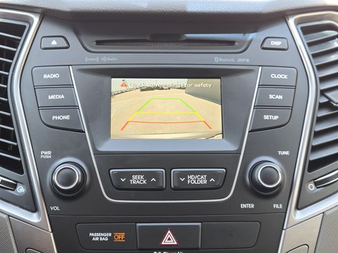 Used 2016 Hyundai Santa Fe SE w/ Option Group 02 image 19